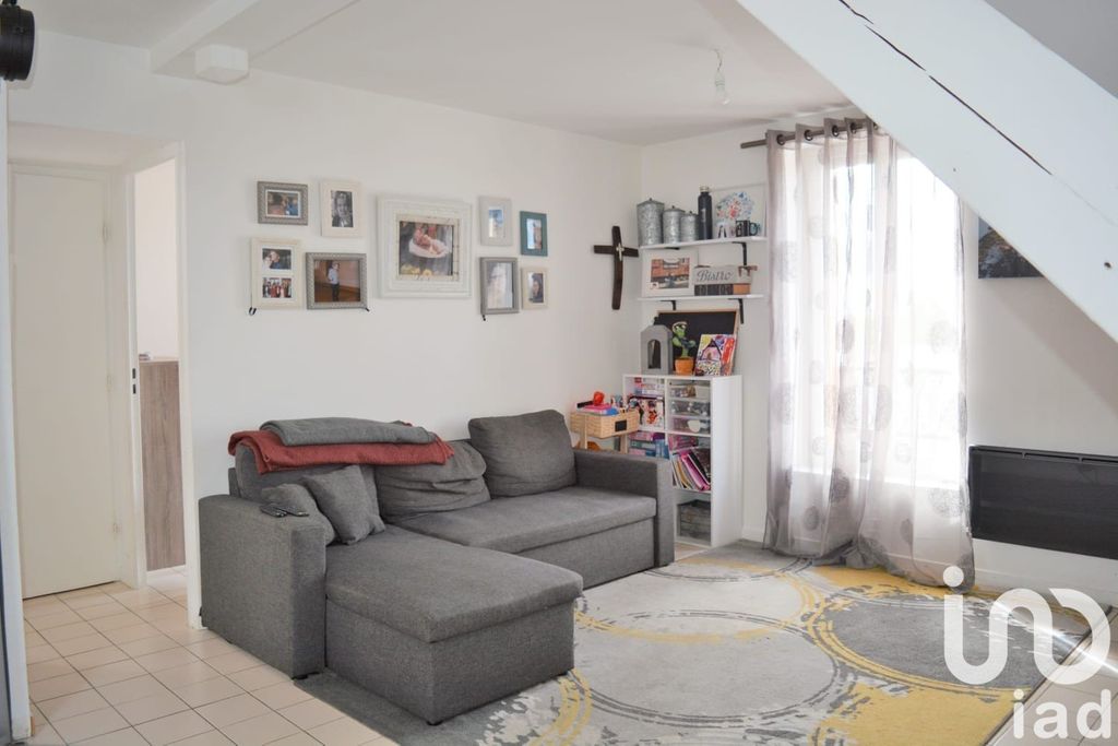 Achat appartement à vendre 3 pièces 41 m² - Pussay