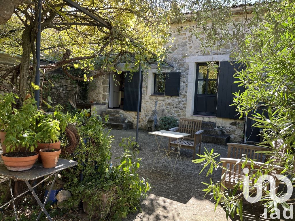 Achat maison à vendre 5 chambres 162 m² - Uzès