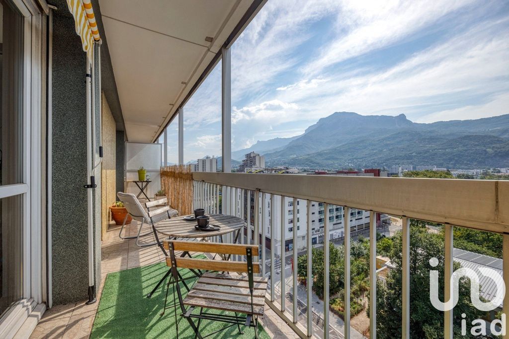 Achat appartement à vendre 3 pièces 82 m² - Grenoble