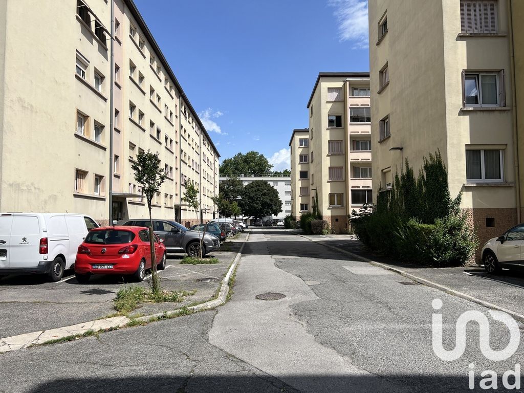 Achat appartement à vendre 3 pièces 55 m² - Fontaine