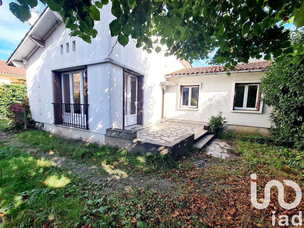 Achat maison à vendre 4 chambres 93 m² - Aussillon