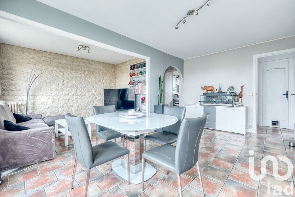 Achat appartement à vendre 3 pièces 59 m² - Villemomble