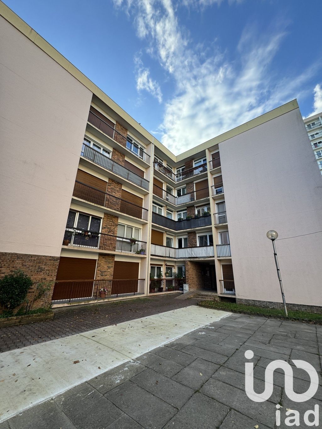 Achat appartement à vendre 3 pièces 63 m² - Boussy-Saint-Antoine