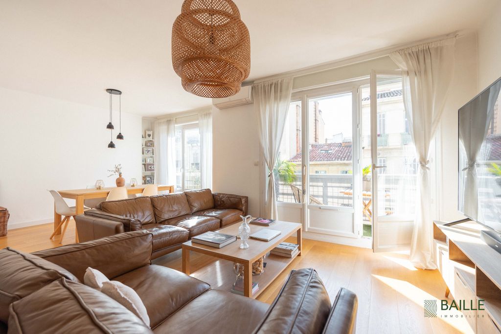 Achat appartement à vendre 3 pièces 81 m² - Marseille 8ème arrondissement