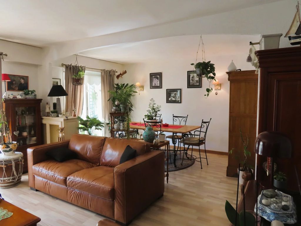 Achat appartement à vendre 4 pièces 76 m² - Cannes