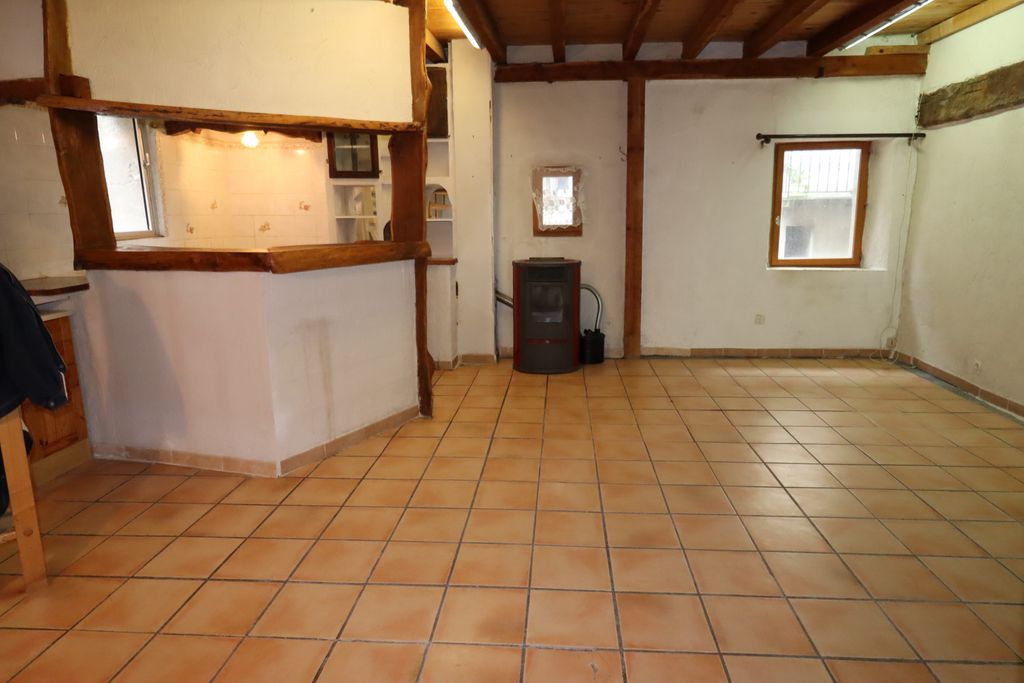 Achat maison à vendre 3 chambres 83 m² - Thorame-Haute