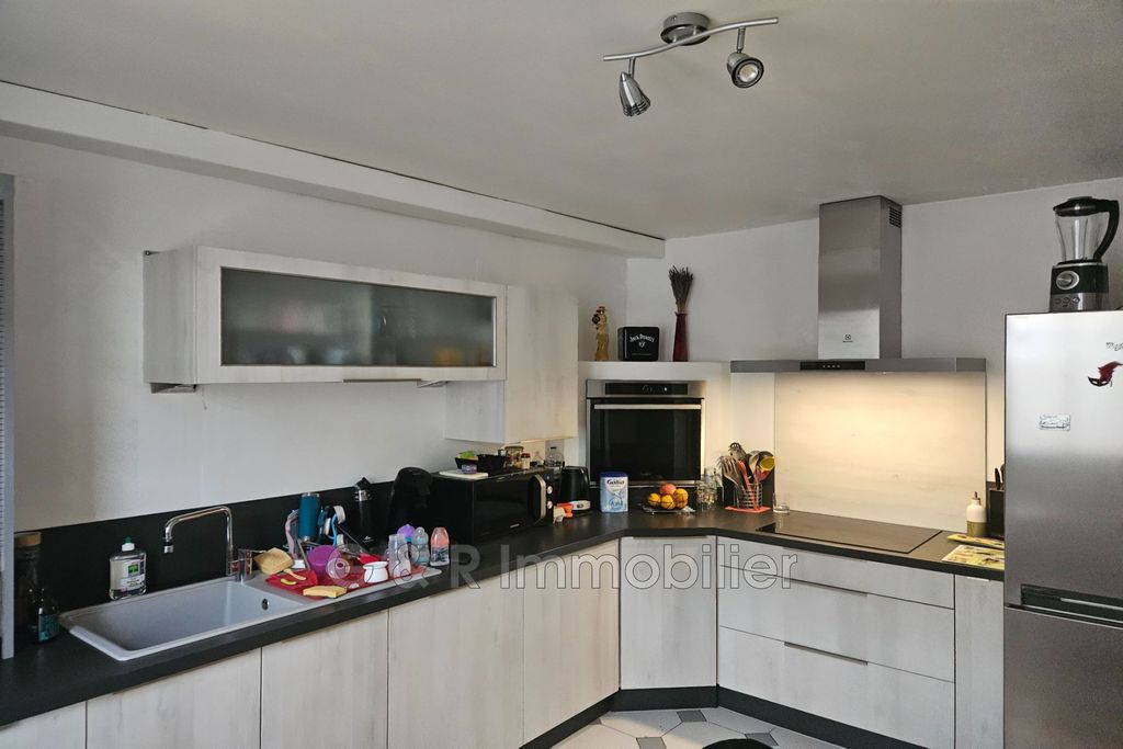 Achat appartement à vendre 3 pièces 72 m² - La Bouilladisse