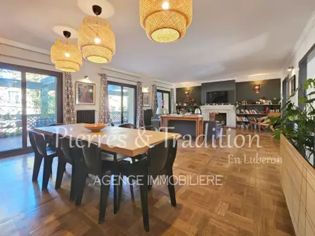 Achat maison à vendre 3 chambres 262 m² - Apt