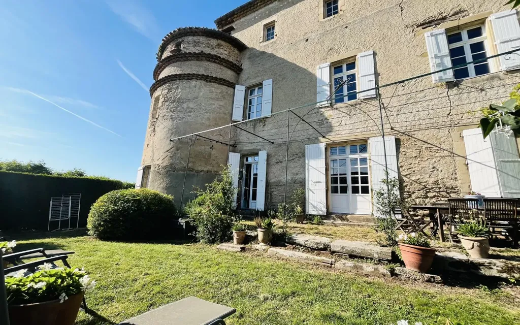 Achat maison à vendre 6 chambres 450 m² - Viviers-lès-Montagnes