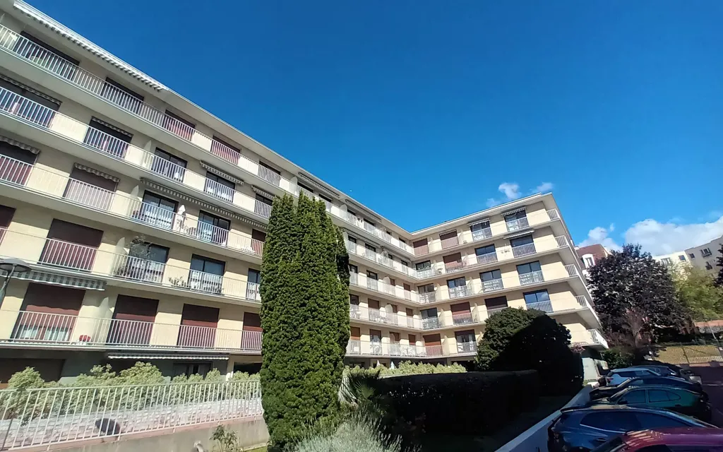 Achat appartement à vendre 4 pièces 78 m² - L'Haÿ-les-Roses