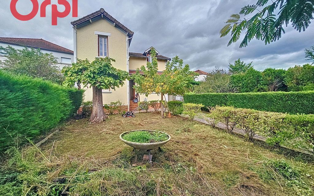 Achat maison à vendre 4 chambres 93 m² - Saint-Yorre