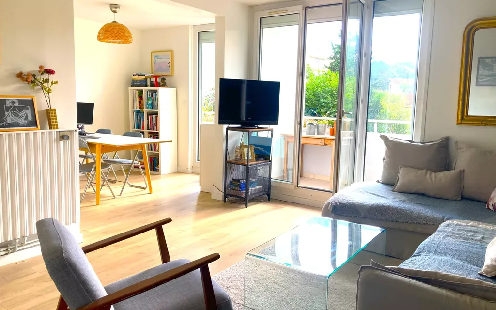 Achat appartement à vendre 3 pièces 77 m² - Biarritz