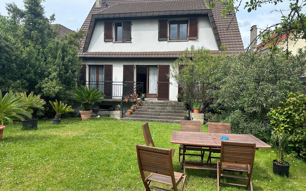 Achat maison à vendre 4 chambres 160 m² - Drancy