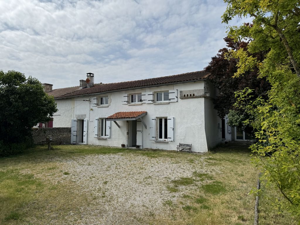 Achat maison à vendre 3 chambres 190 m² - Pérignac