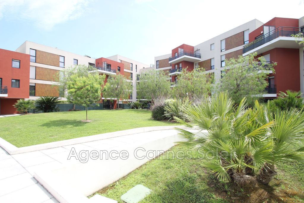 Achat appartement 2 pièce(s) La Roquette-sur-Siagne