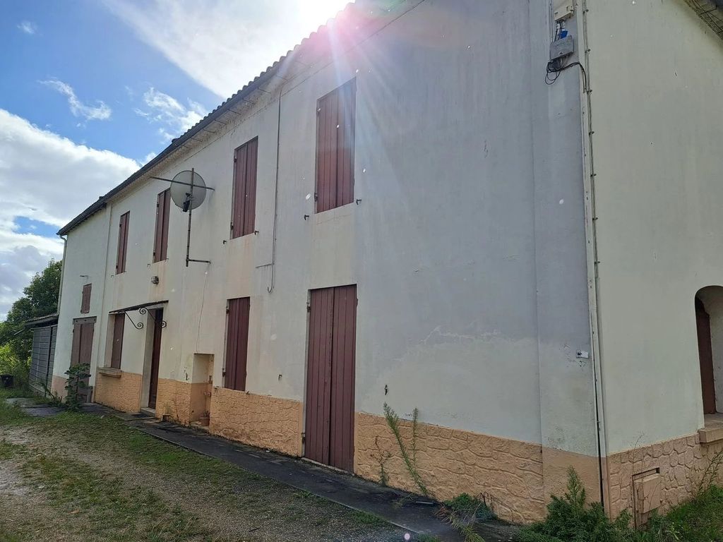 Achat maison à vendre 3 chambres 135 m² - Saint-Macaire