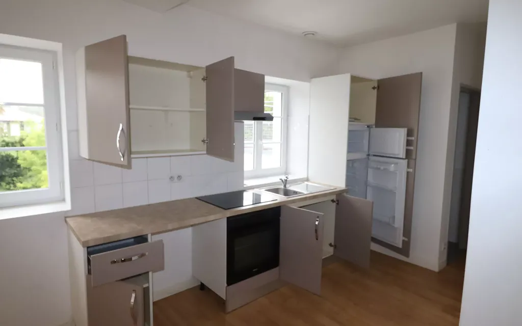 Achat appartement à vendre 3 pièces 53 m² - Saint-Pierre-d'Irube