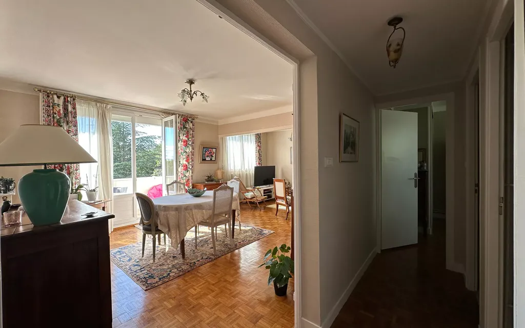 Achat appartement à vendre 4 pièces 66 m² - Dole