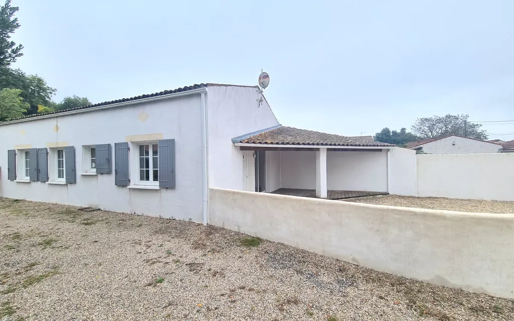 Achat maison à vendre 2 chambres 75 m² - Saint-Sulpice-de-Royan