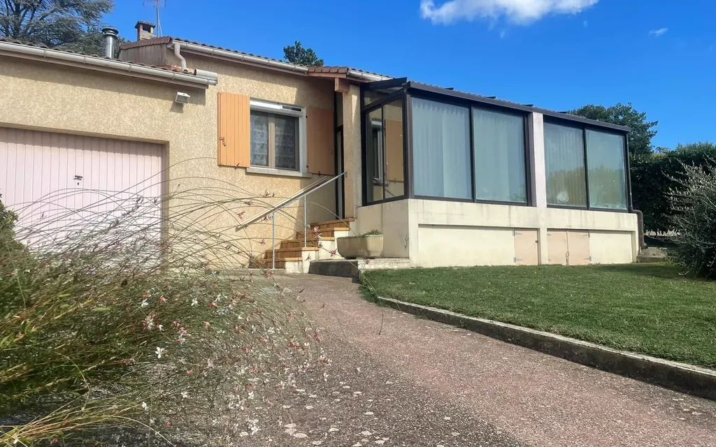 Achat maison à vendre 2 chambres 72 m² - Donzère