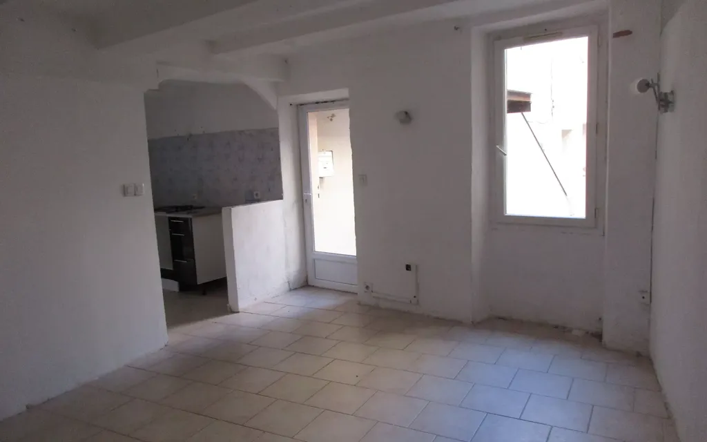 Achat maison à vendre 2 chambres 61 m² - Rousset