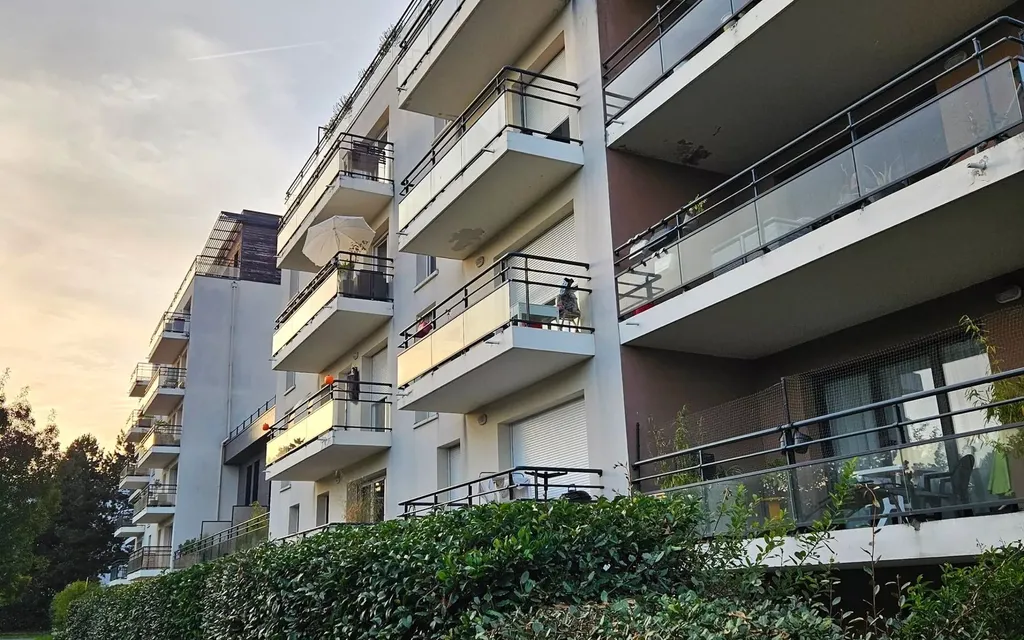 Achat appartement à vendre 2 pièces 44 m² - Lognes