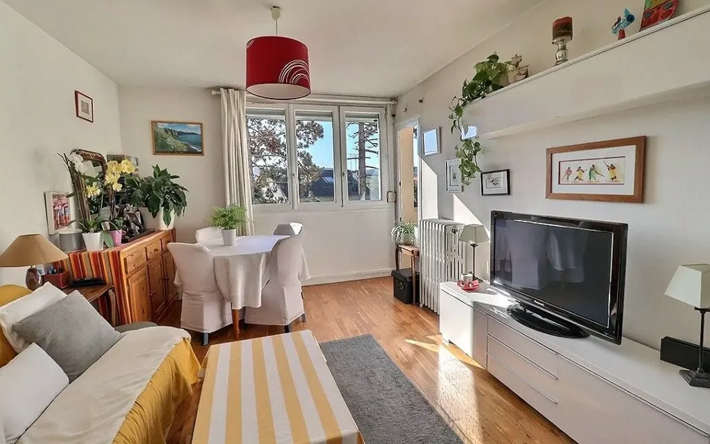 Achat appartement à vendre 3 pièces 53 m² - Viroflay