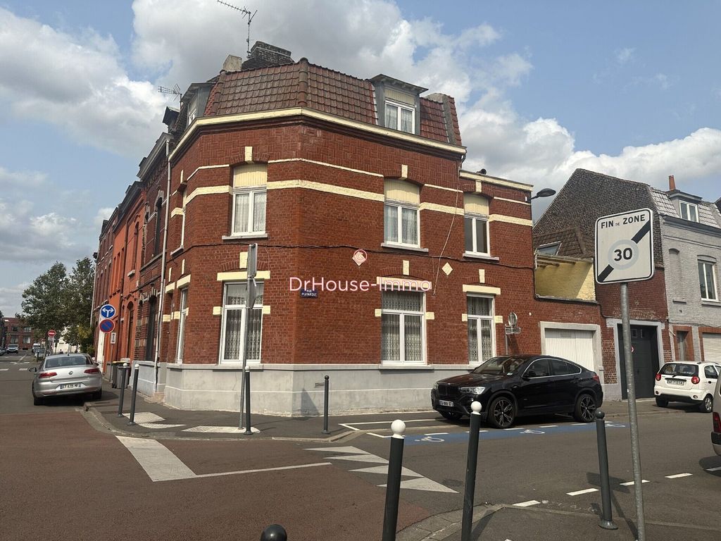 Achat maison à vendre 4 chambres 121 m² - Roubaix