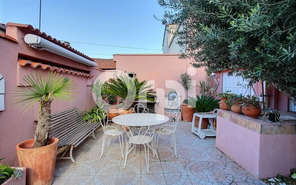 Achat maison à vendre 4 chambres 79 m² - Marseille 10ème arrondissement