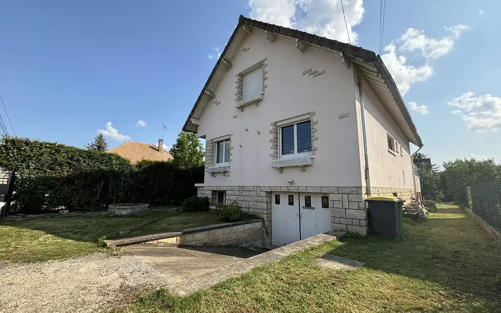 Achat maison à vendre 4 chambres 160 m² - Saint-Fargeau-Ponthierry