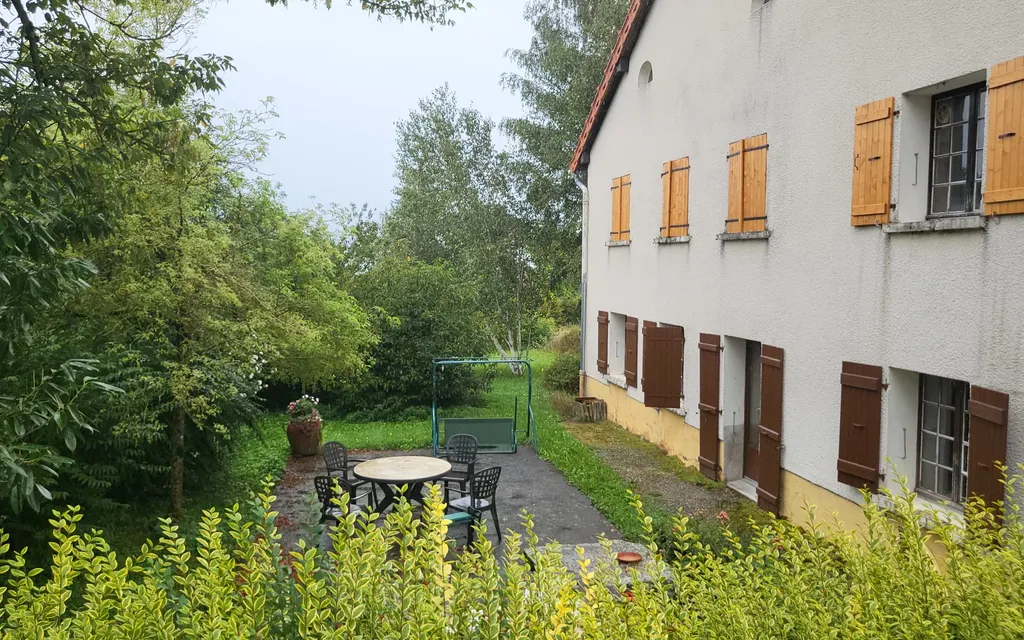 Achat maison à vendre 4 chambres 193 m² - Saint-Paul-en-Chablais