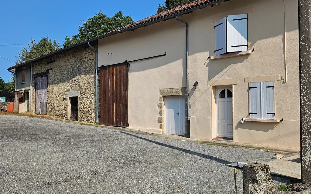 Achat maison à vendre 3 chambres 140 m² - Rilhac-Rancon