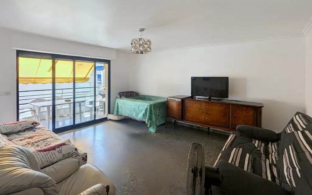 Achat appartement à vendre 3 pièces 82 m² - Cannes