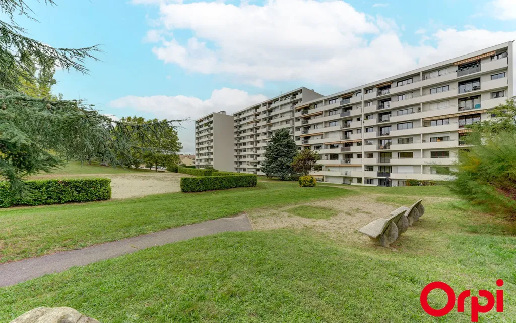 Achat appartement à vendre 5 pièces 94 m² - Oullins