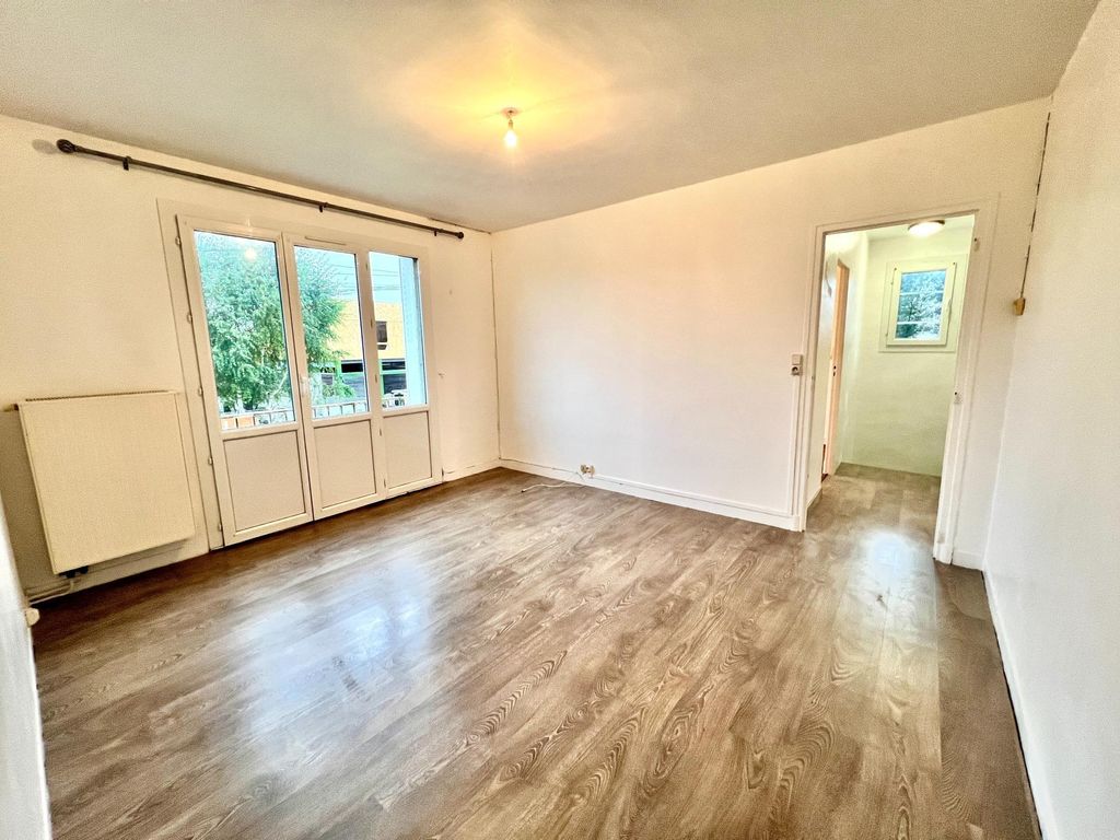 Achat appartement à vendre 4 pièces 66 m² - Villers-Cotterêts