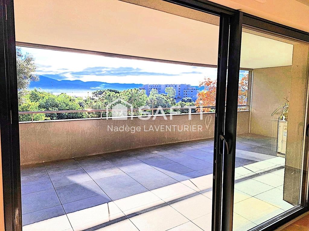 Achat appartement à vendre 4 pièces 102 m² - Ajaccio