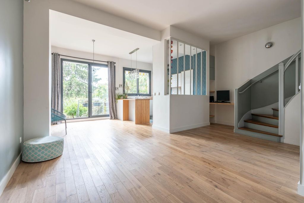 Achat maison à vendre 4 chambres 132 m² - Fontenay-sous-Bois