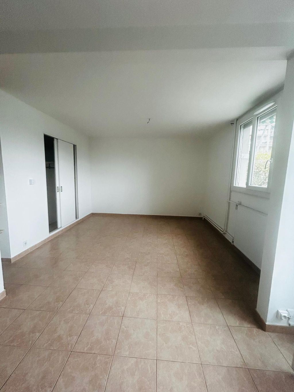 Achat appartement à vendre 3 pièces 75 m² - La Valette-du-Var