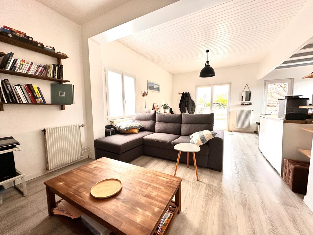 Achat maison à vendre 3 chambres 75 m² - Mérignac