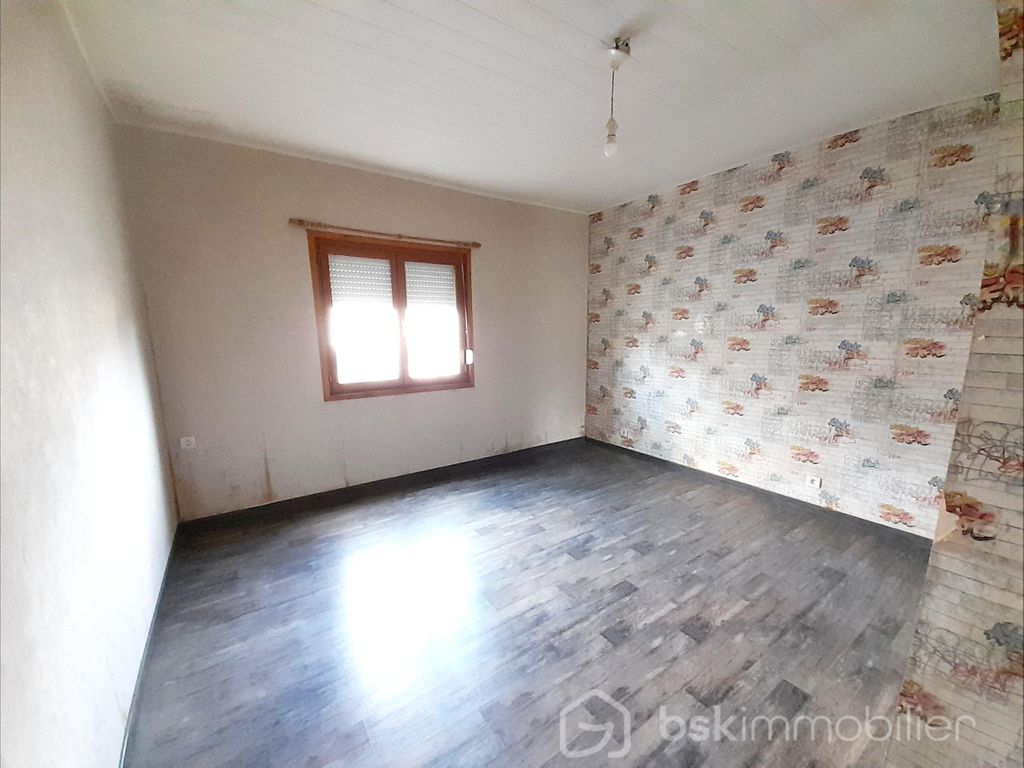 Achat maison à vendre 3 chambres 113 m² - Livry-Louvercy