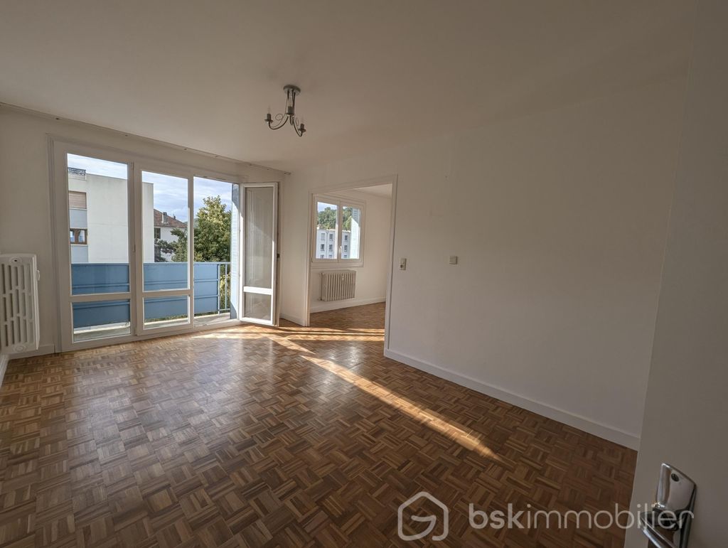 Achat appartement à vendre 3 pièces 70 m² - Aix-les-Bains