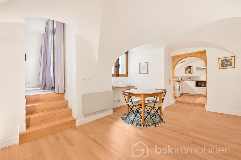 Achat duplex à vendre 3 pièces 67 m² - Paris 6ème arrondissement