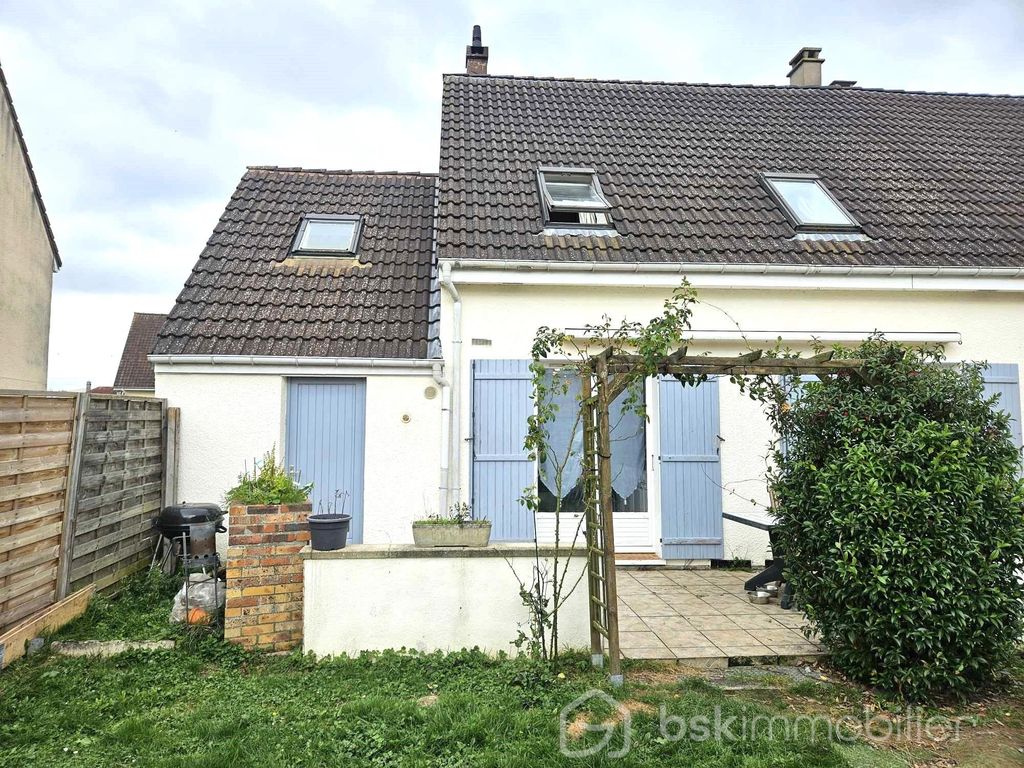 Achat maison à vendre 3 chambres 87 m² - Saint-Pierre-lès-Elbeuf