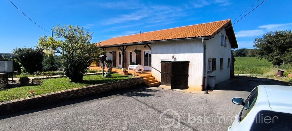 Achat maison à vendre 3 chambres 95 m² - Saint-Genis-sur-Menthon