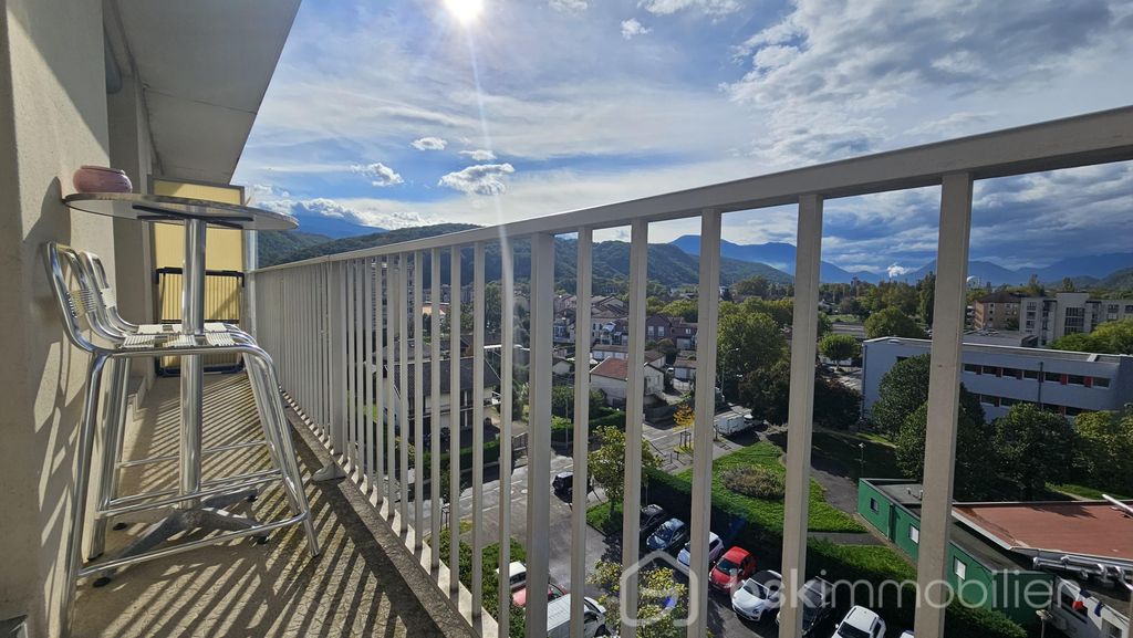 Achat appartement à vendre 4 pièces 74 m² - Le Pont-de-Claix