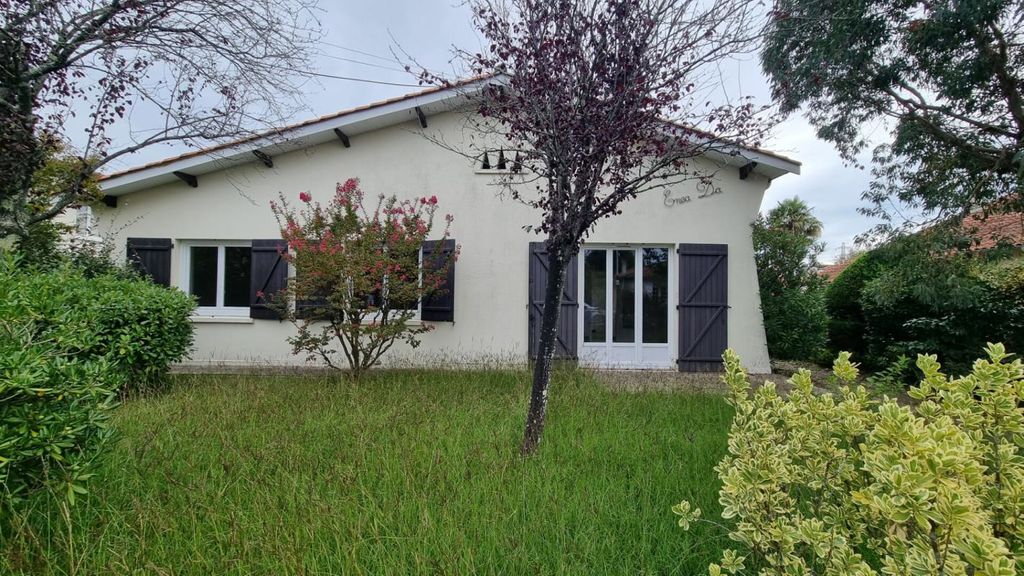 Achat maison à vendre 3 chambres 93 m² - Pessac