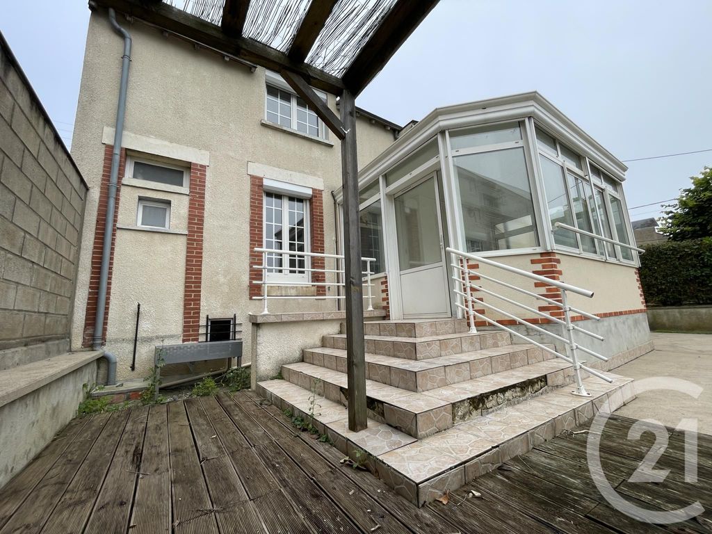 Achat maison à vendre 3 chambres 116 m² - Châteauroux