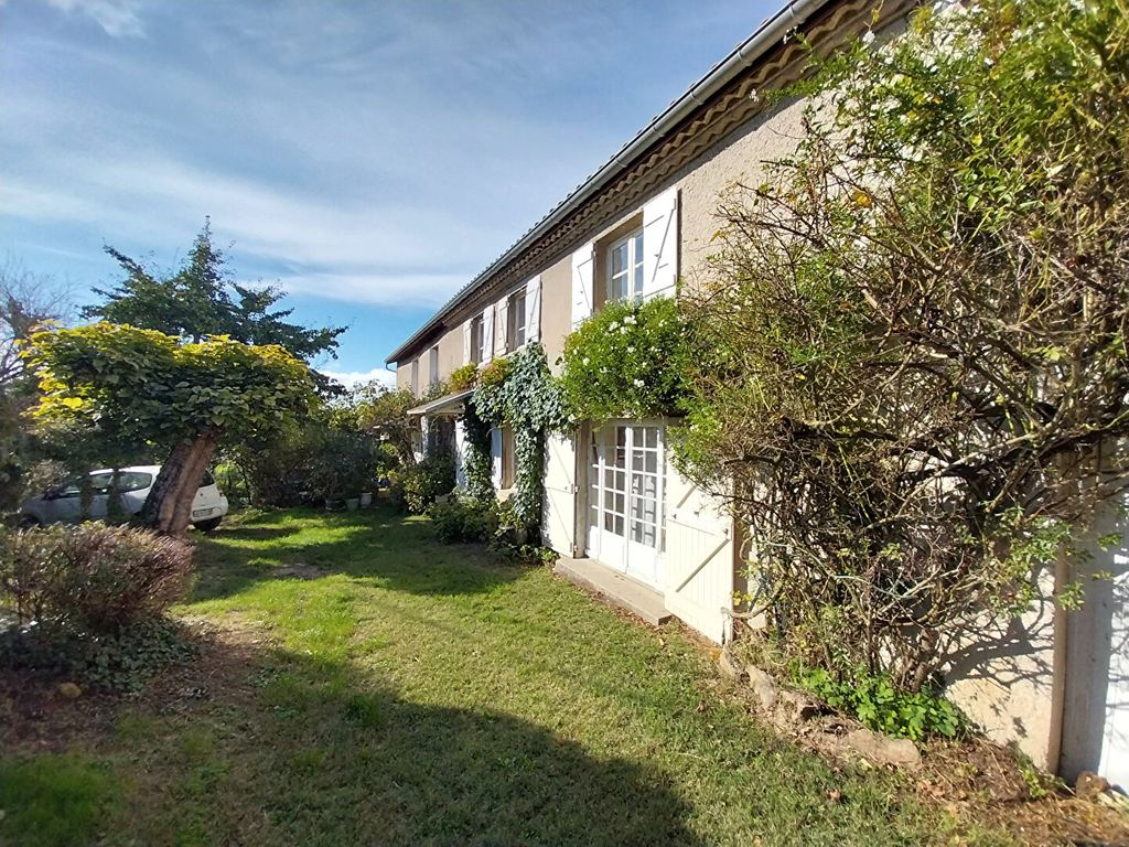 Achat maison à vendre 5 chambres 240 m² - Seyssuel