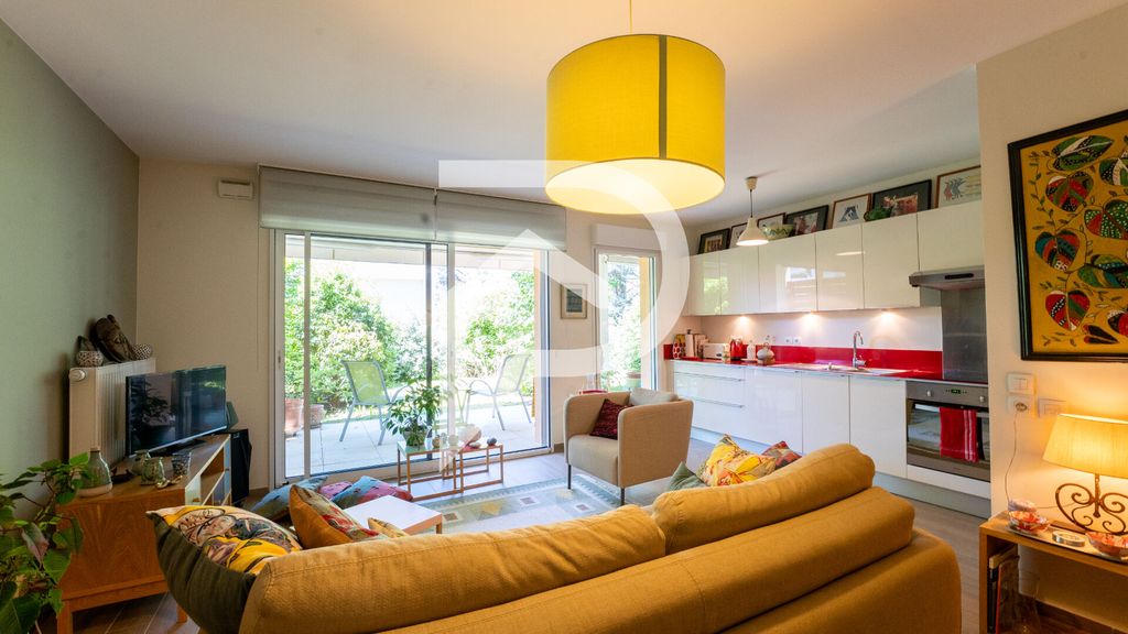 Achat appartement à vendre 3 pièces 68 m² - Archamps