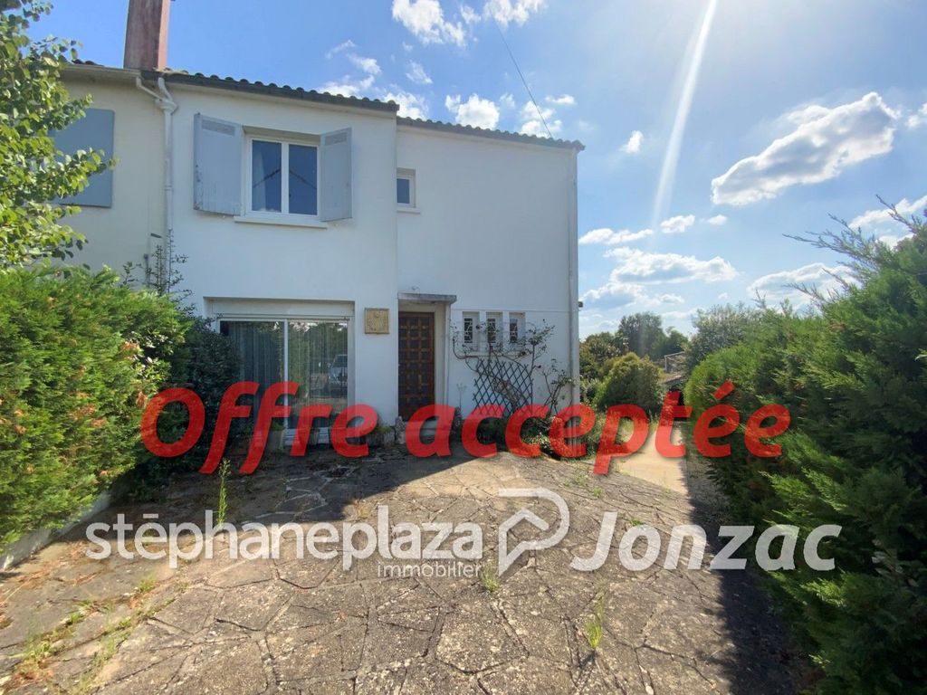 Achat maison à vendre 4 chambres 125 m² - Jonzac